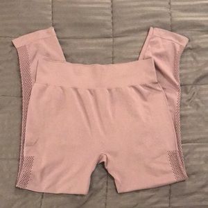 Series 8 lavender leggings with mesh sides XL